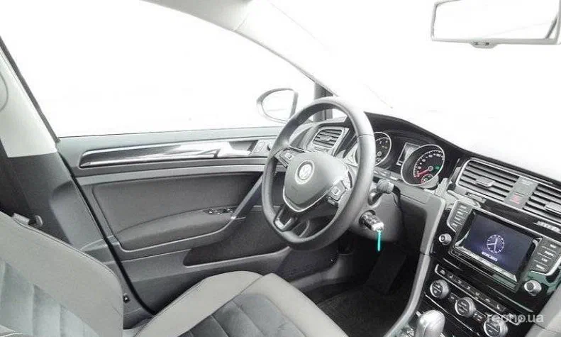 Volkswagen Golf 2013 - 16