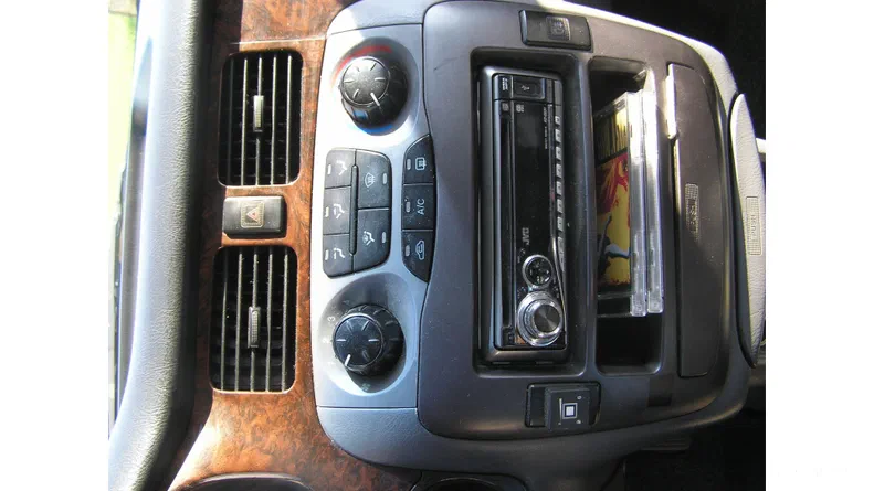 Hyundai Trajet 2000 - 12