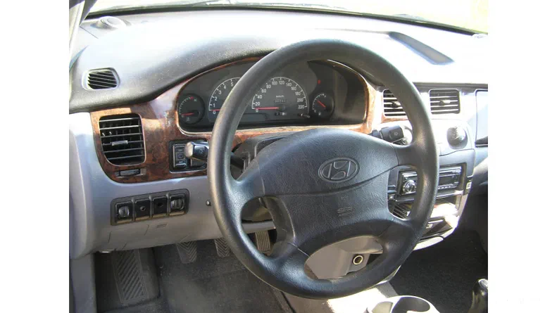 Hyundai Trajet 2000 - 7