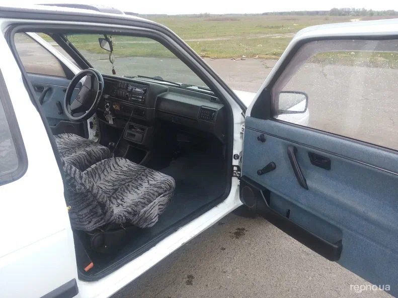 Volkswagen Golf 1989 - 9
