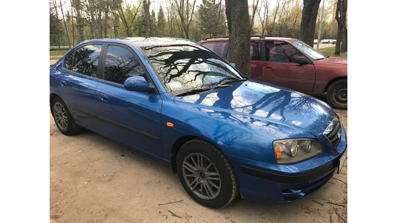 Hyundai Elantra 2004