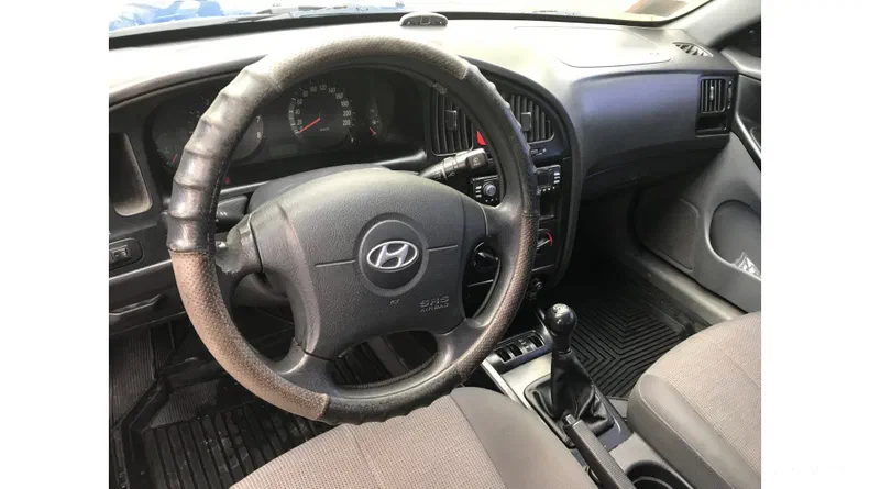 Hyundai Elantra 2004 - 7