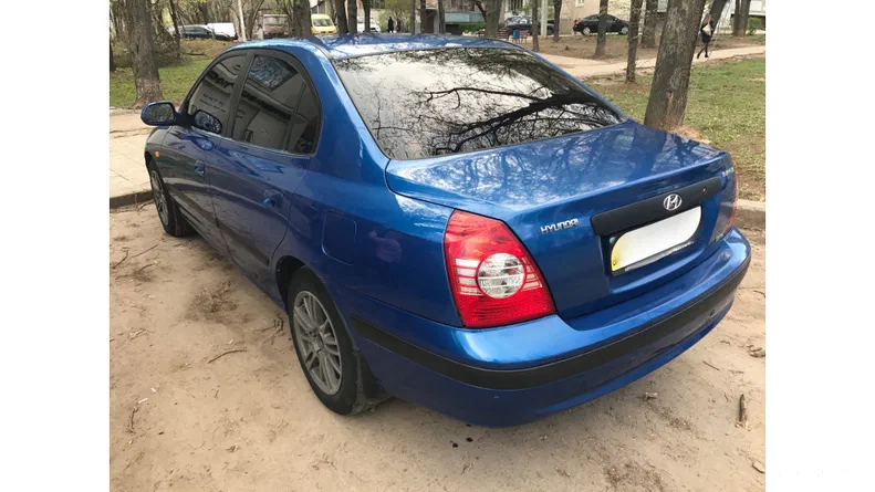 Hyundai Elantra 2004