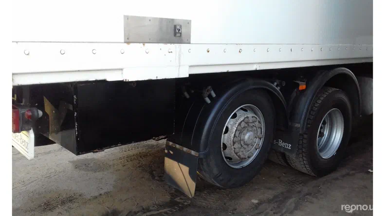 Mercedes-Benz Axor 2000 - 23