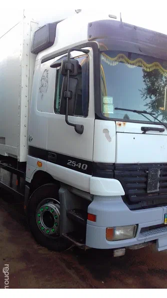 Mercedes-Benz Axor 2000 - 20