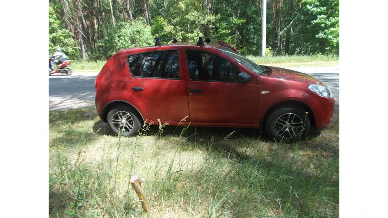 Renault Sandero 2011