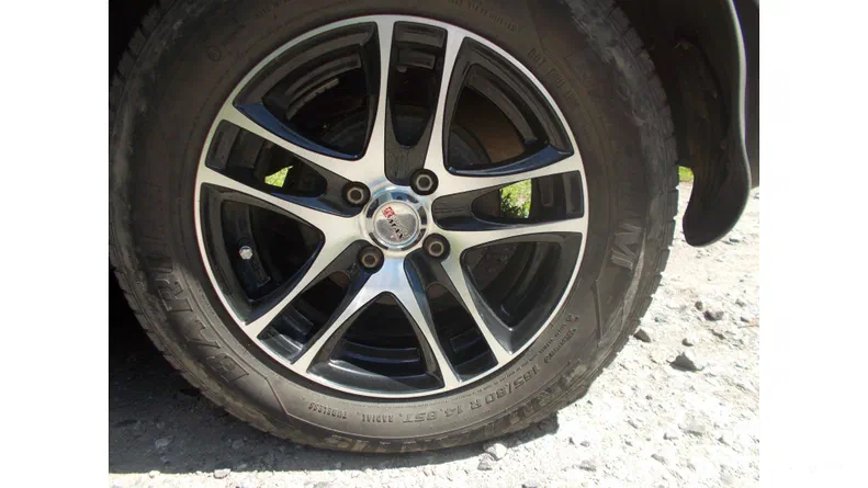 Renault Sandero 2011