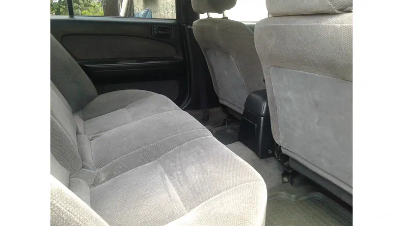 Nissan Maxima 1994 - 7