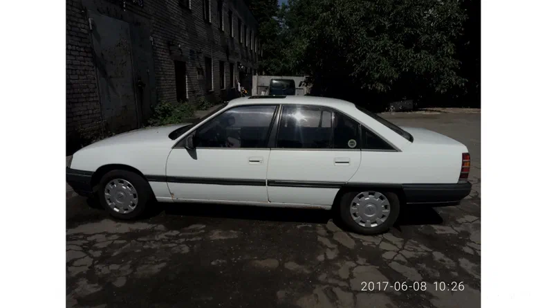 Opel Omega 1990