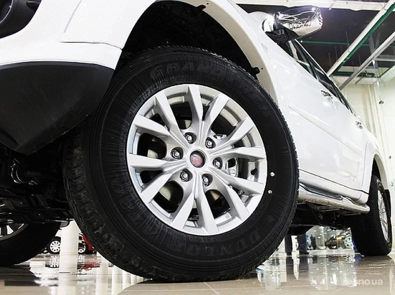 Mitsubishi Pajero Sport 2015