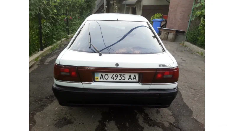 Mazda 626 1987 - 6
