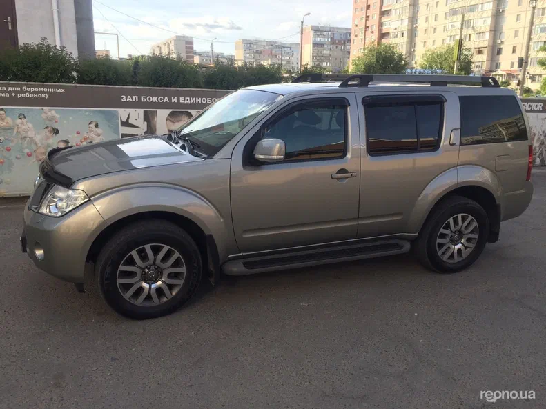 Nissan Pathfinder 2012 - 5