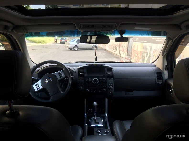 Nissan Pathfinder 2012 - 8