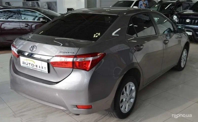 Toyota Corolla 2015