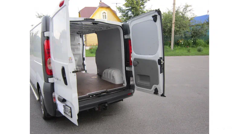 Renault Trafic 2011 - 6