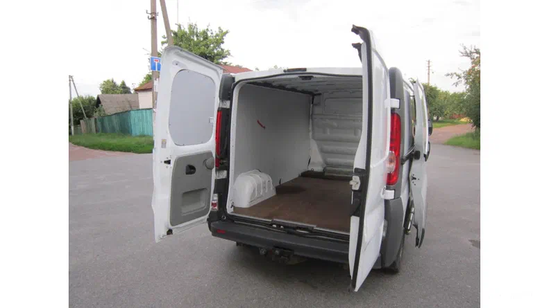 Renault Trafic 2011 - 5