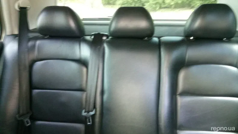 Volkswagen Golf 2000 - 10