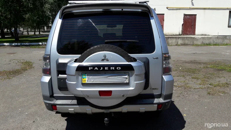 Mitsubishi Pajero 2007