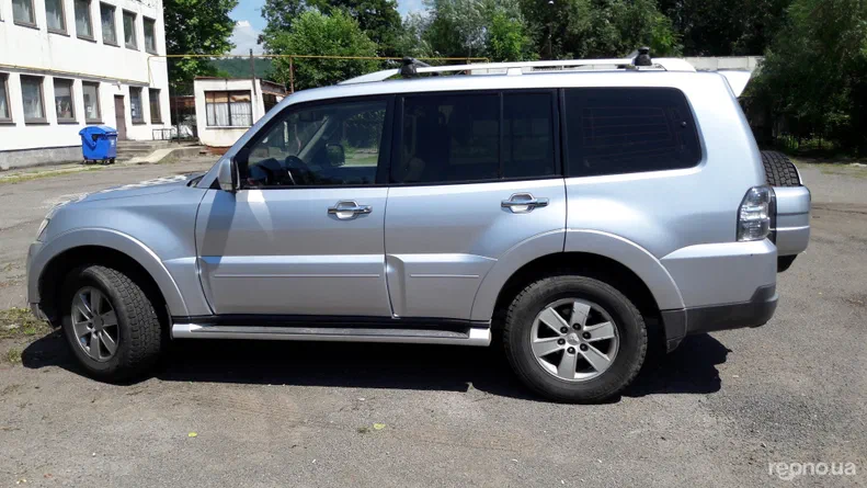 Mitsubishi Pajero 2007