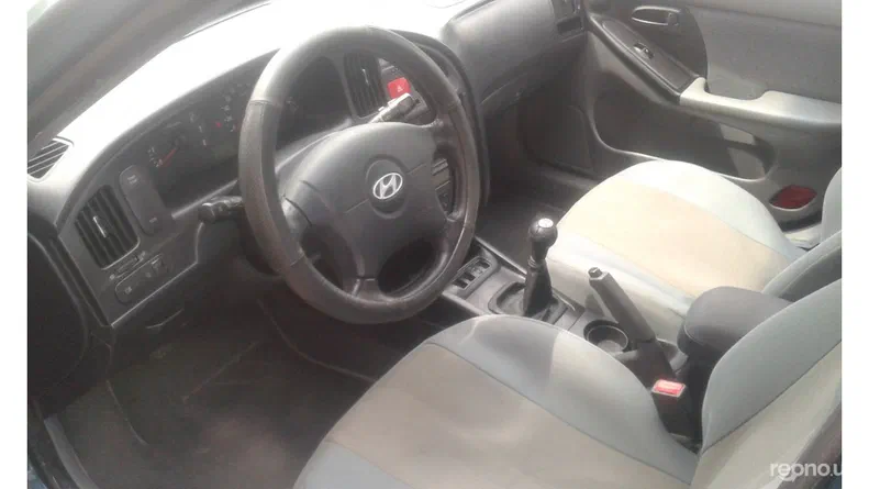 Hyundai Elantra 2004 - 16