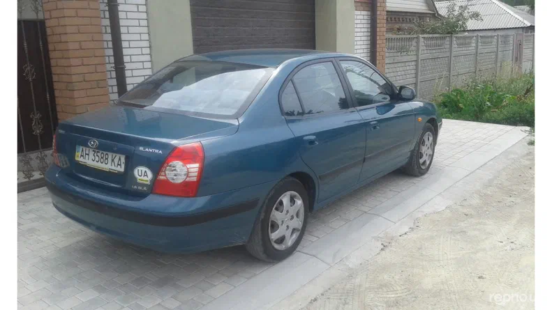 Hyundai Elantra 2004 - 17