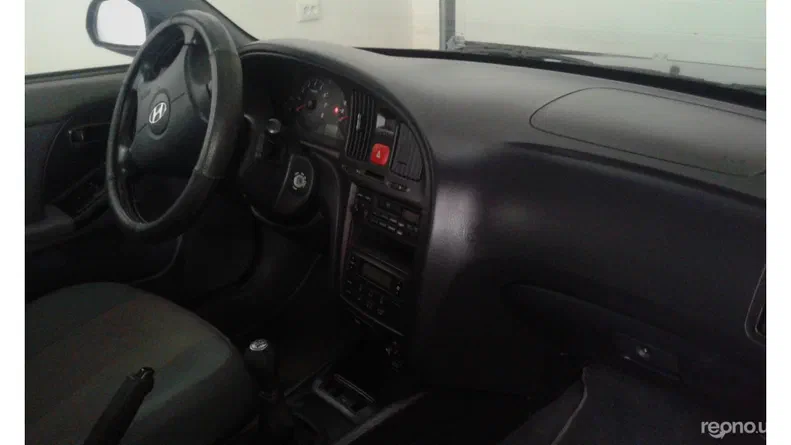 Hyundai Elantra 2004
