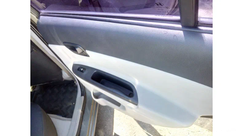 Hyundai Accent 2008 - 24