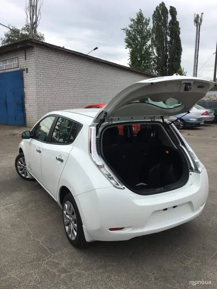 Nissan Leaf 2015 - 6