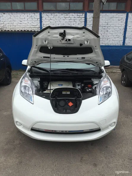 Nissan Leaf 2015 - 5