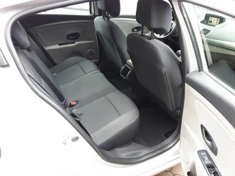 Renault Megane 2011 - 7