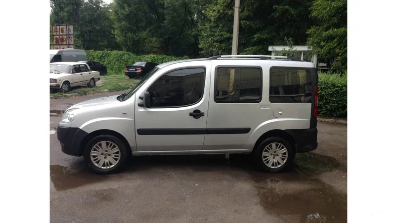Fiat Doblo 2010