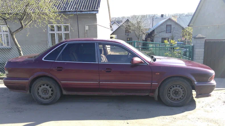 Mitsubishi Sigma 1991