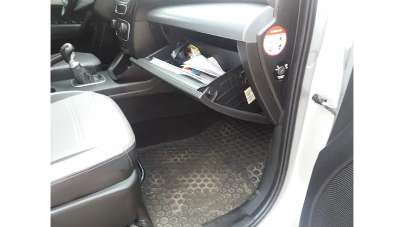 Kia Sorento 2013 - 12