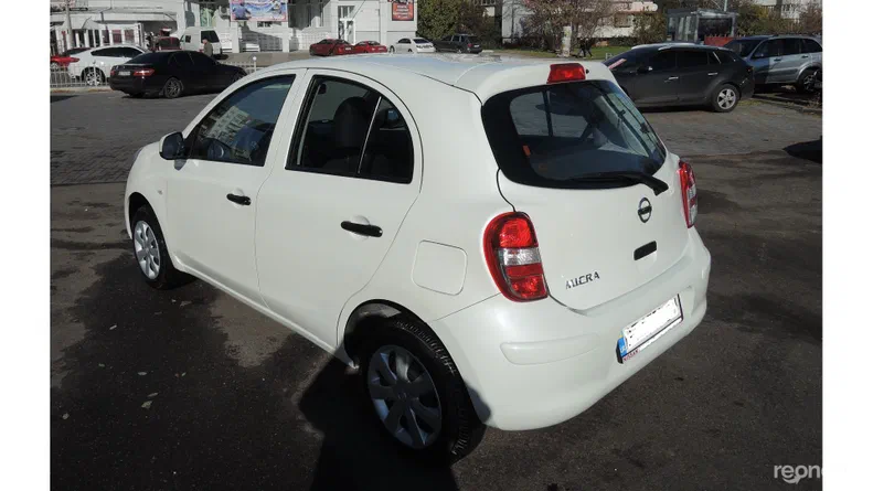 Nissan Micra 2015