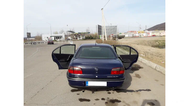 Opel Omega 1998