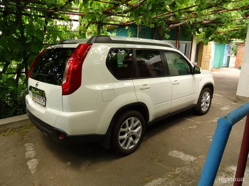 Nissan X-Trail 2013 - 11