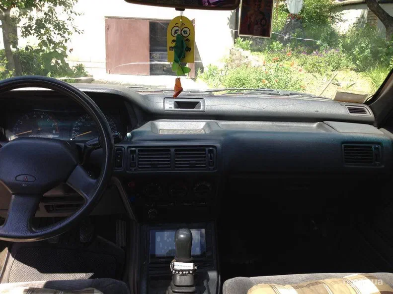 Mitsubishi Galant 1992 - 7