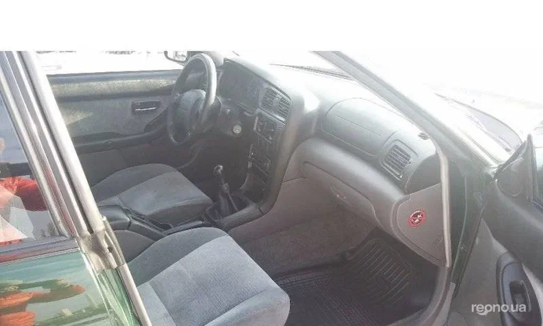Subaru Legacy 2000 - 4