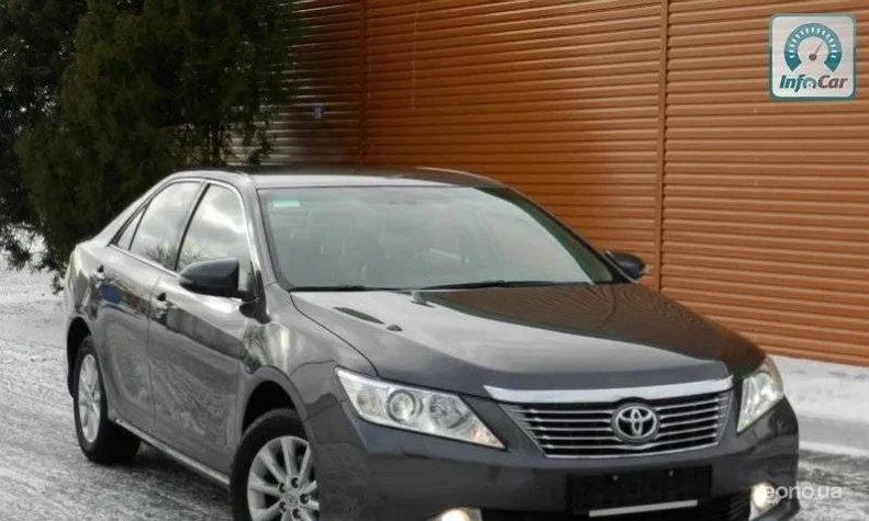 Toyota Camry 2012 - 0