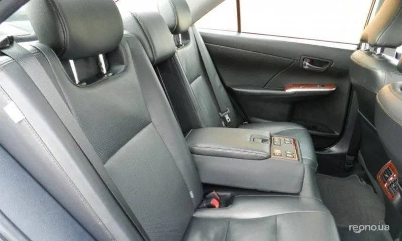 Toyota Camry 2012 - 10