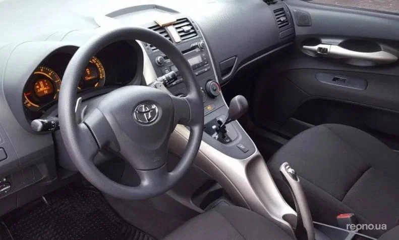 Toyota Auris 2008 - 2