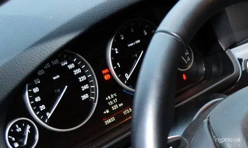 BMW 5 серія 2011 - 0