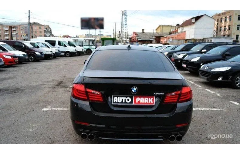 BMW 5 серія 2011 - 8
