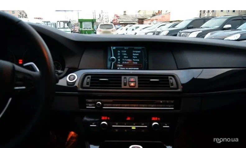 BMW 5 серія 2011 - 3