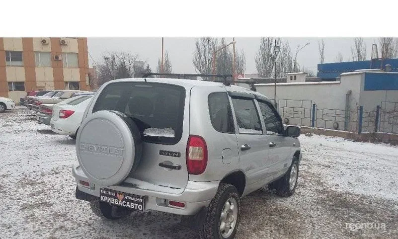 Chevrolet Niva 2006 - 2