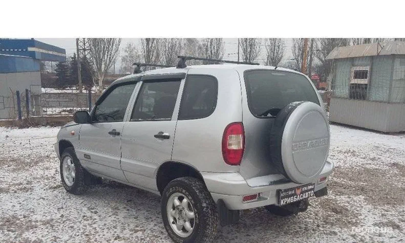 Chevrolet Niva 2006 - 3