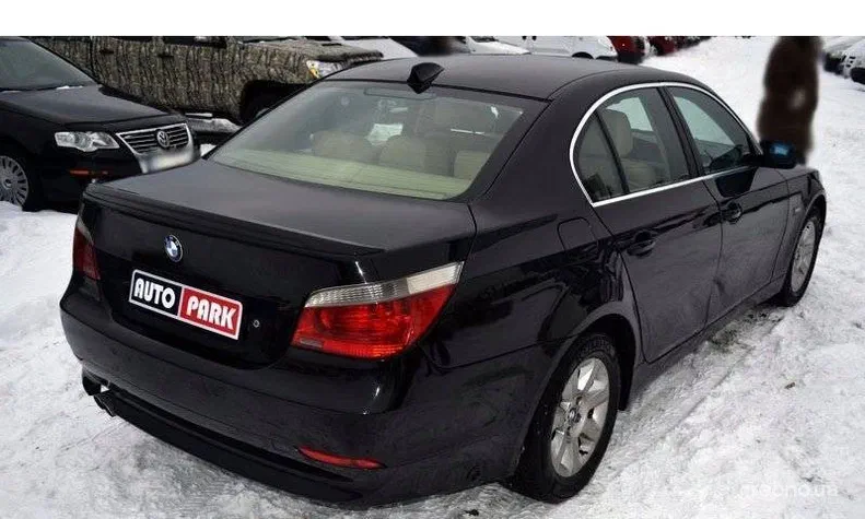 BMW 5 серія 2003 - 11