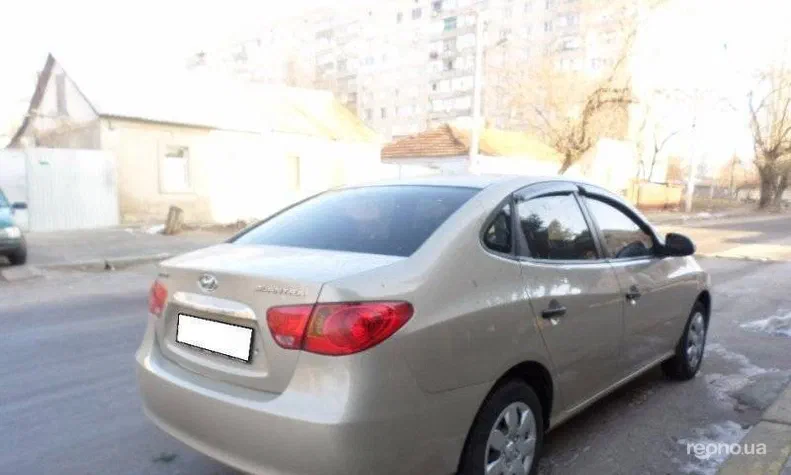 Hyundai Elantra 2010 - 11