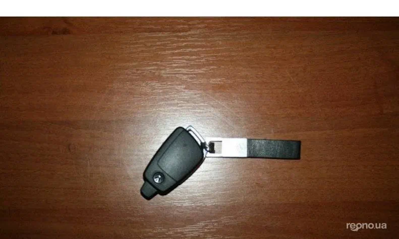 Volkswagen Touareg 2013 - 0