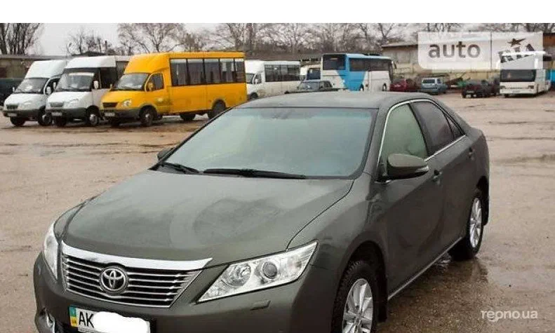 Toyota Camry 2012 - 5